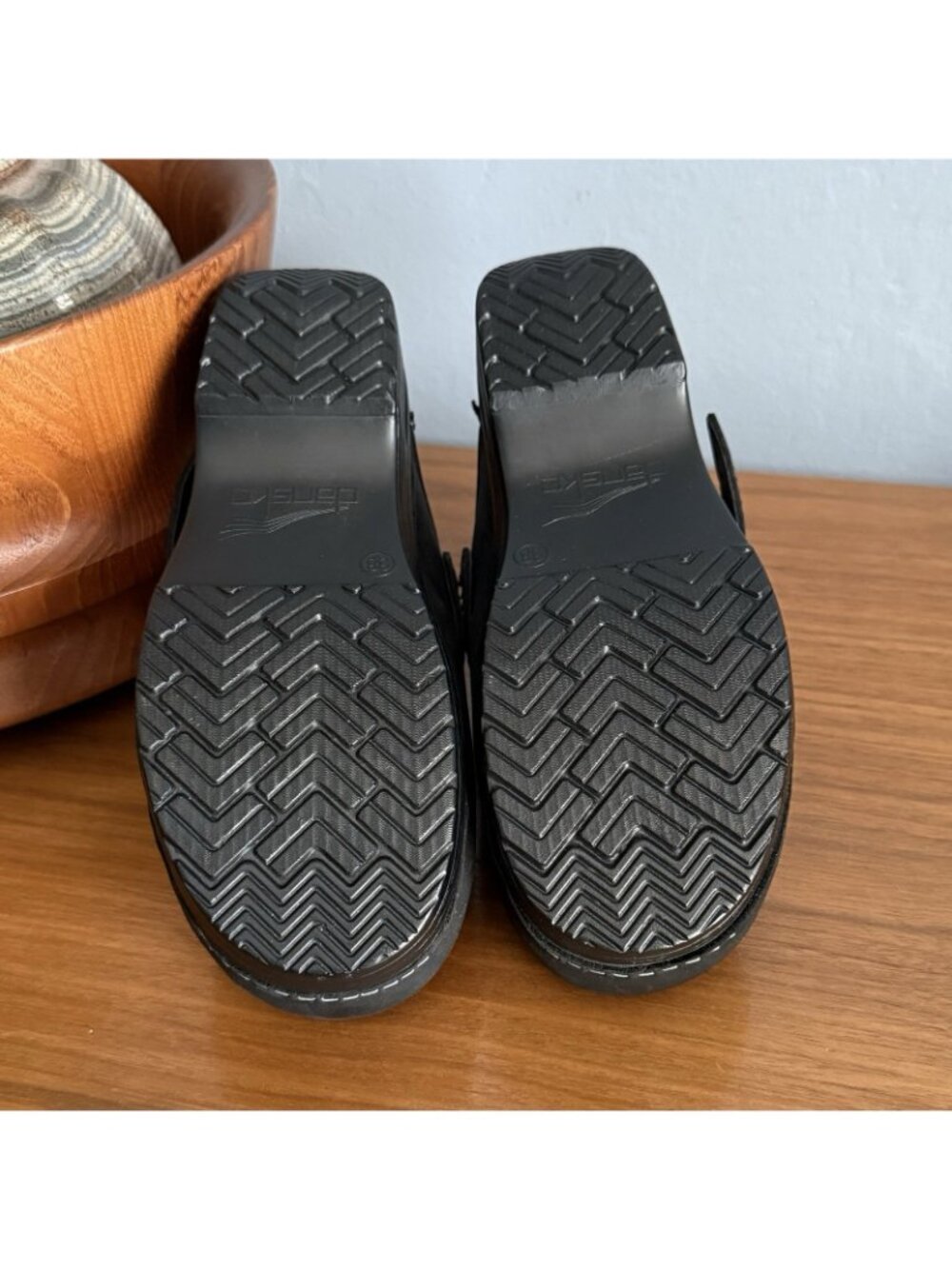 Dansko Ingrid Women's Clogs Open Back Black Oiled Leather Size 38 Comfort - Picture 6 of 12